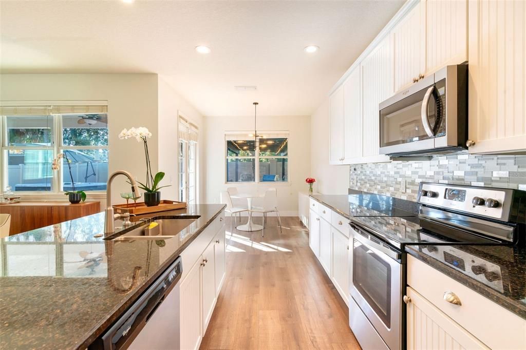 For Sale: $749,000 (3 beds, 3 baths, 2744 Square Feet)