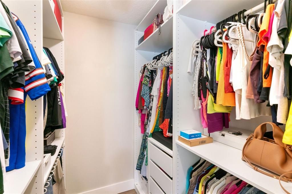 For Sale: $749,000 (3 beds, 3 baths, 2744 Square Feet)