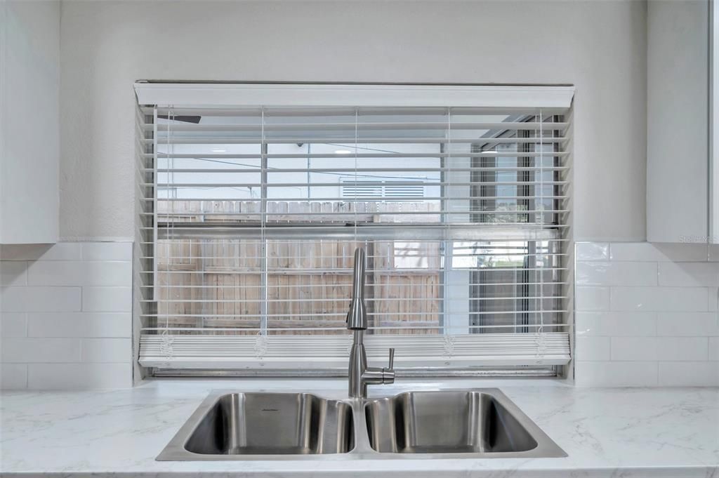 For Rent: $2,800 (3 beds, 2 baths, 1545 Square Feet)