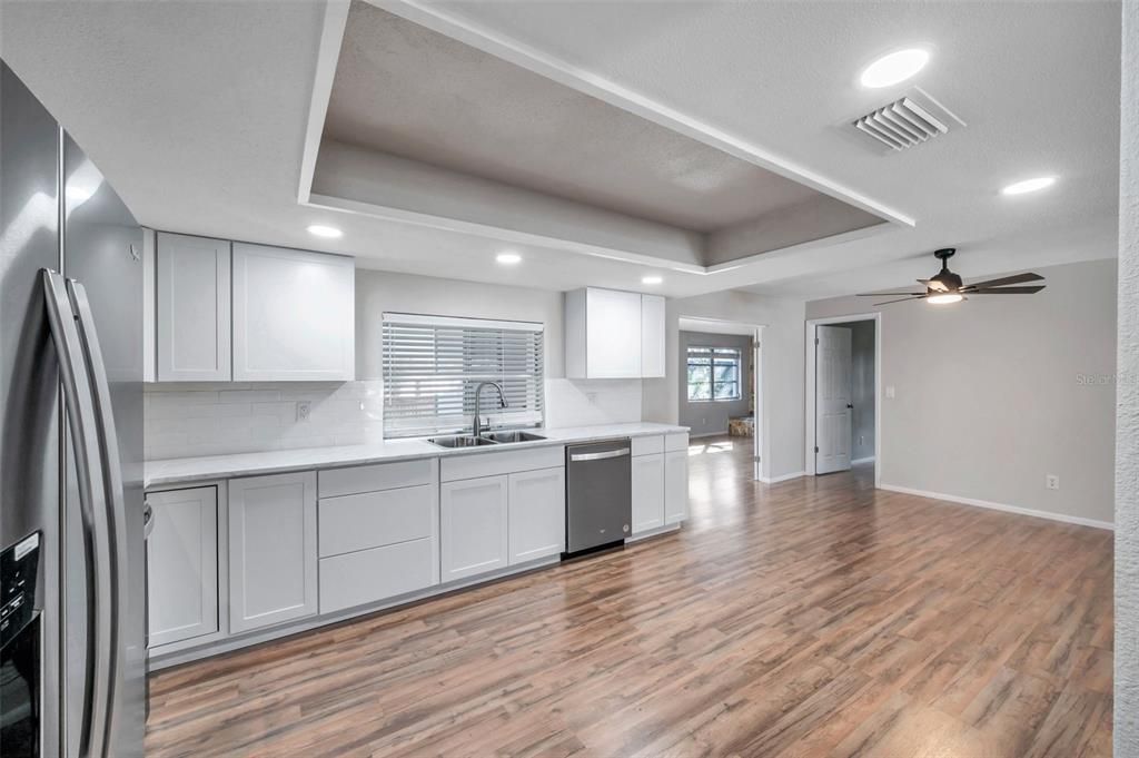 For Rent: $2,800 (3 beds, 2 baths, 1545 Square Feet)