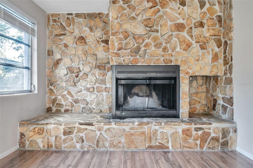 For Rent: $2,800 (3 beds, 2 baths, 1545 Square Feet)