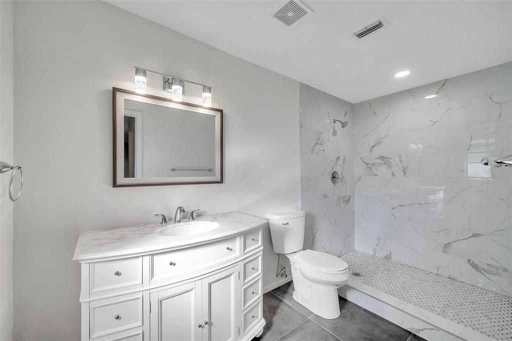 For Rent: $2,800 (3 beds, 2 baths, 1545 Square Feet)