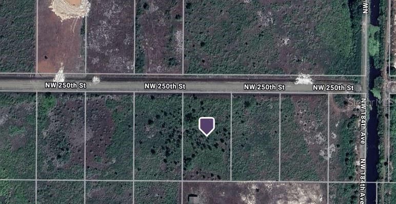 En Venta: $30,000 (1.25 acres)