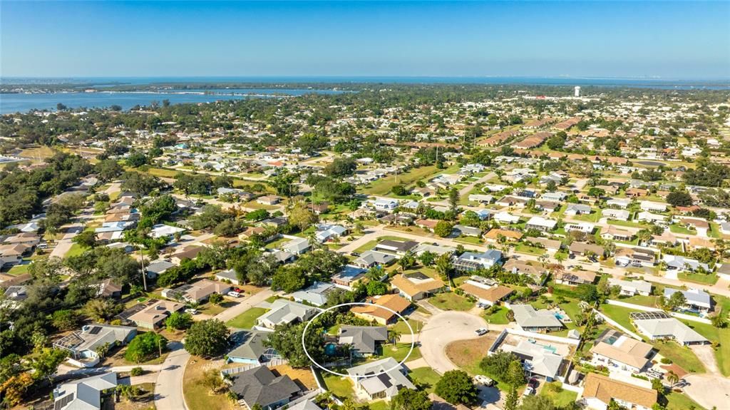 For Sale: $575,000 (4 beds, 2 baths, 1621 Square Feet)