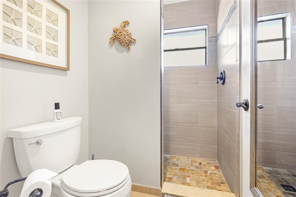 For Sale: $575,000 (4 beds, 2 baths, 1621 Square Feet)