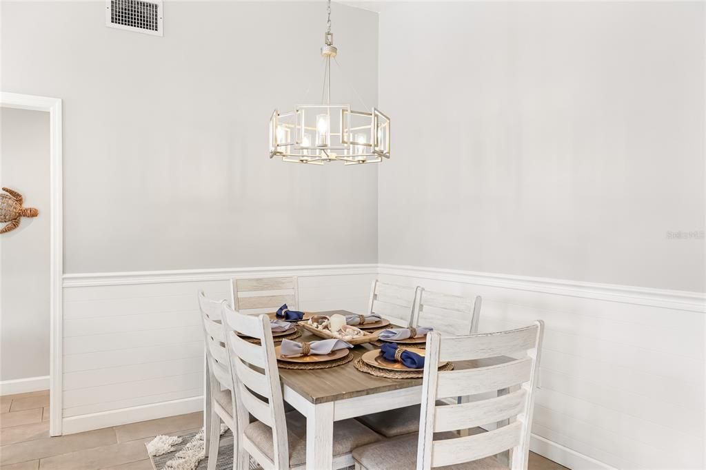 For Sale: $575,000 (4 beds, 2 baths, 1621 Square Feet)