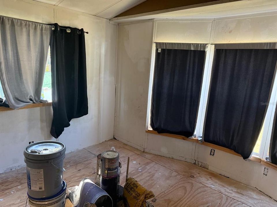 待售: $109,000 (2 贝兹, 2 浴室, 805.56 平方英尺)