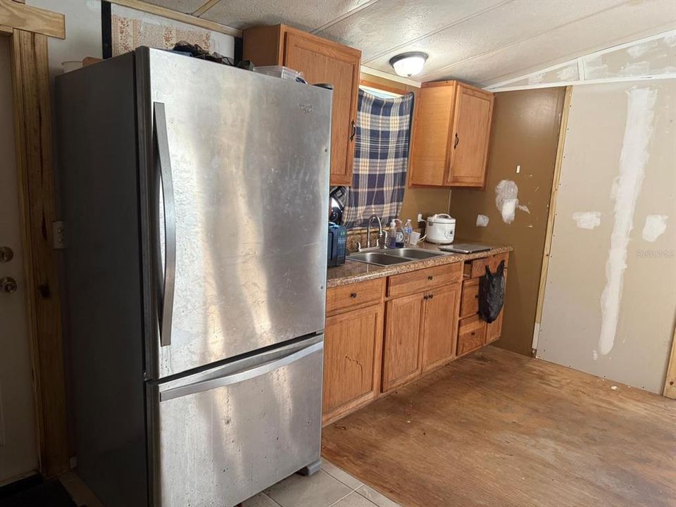 待售: $109,000 (2 贝兹, 2 浴室, 805.56 平方英尺)