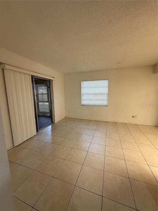 For Sale: $205,000 (2 beds, 2 baths, 1295 Square Feet)