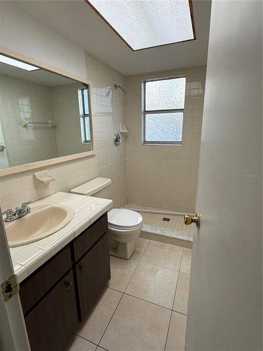 For Sale: $205,000 (2 beds, 2 baths, 1295 Square Feet)