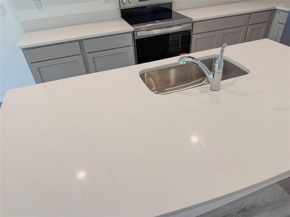 En Renta: $2,200 (3 camas, 2 baños, 1665 Pies cuadrados)