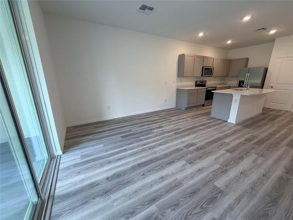 En Renta: $2,200 (3 camas, 2 baños, 1665 Pies cuadrados)