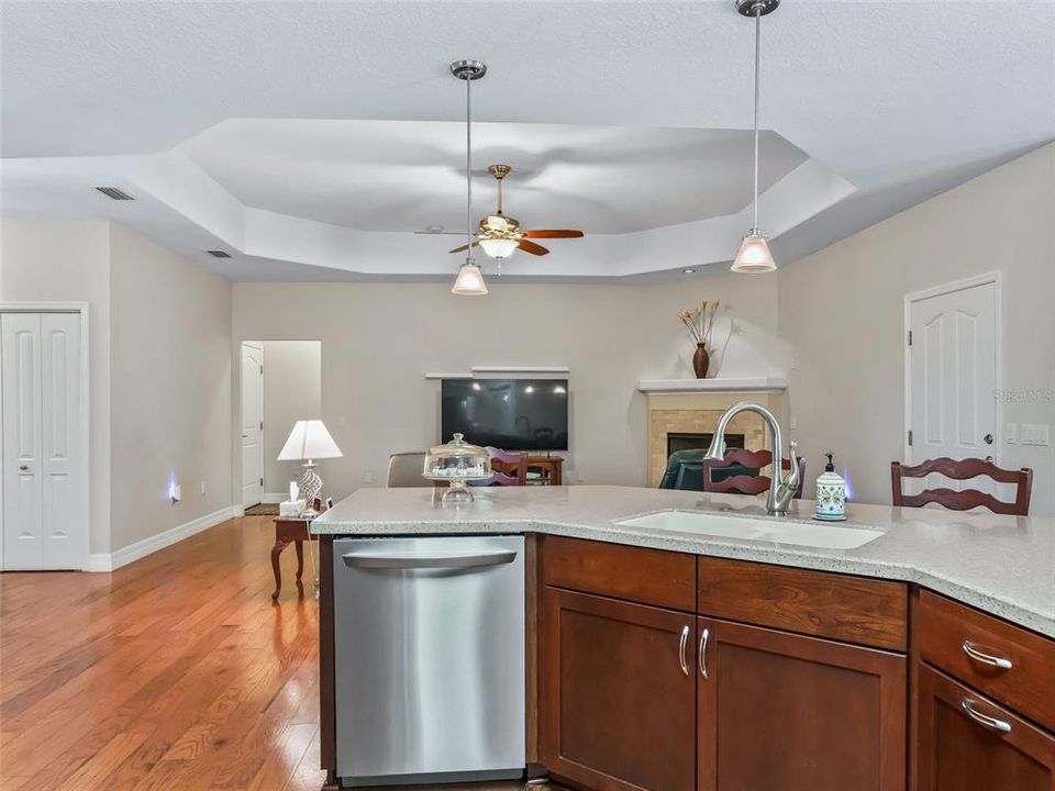 待售: $749,000 (3 贝兹, 2 浴室, 1806 平方英尺)