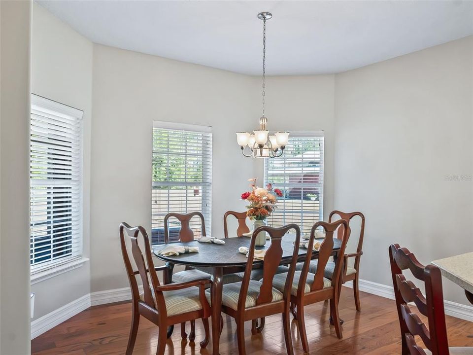 待售: $749,000 (3 贝兹, 2 浴室, 1806 平方英尺)