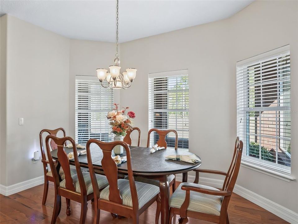 待售: $749,000 (3 贝兹, 2 浴室, 1806 平方英尺)