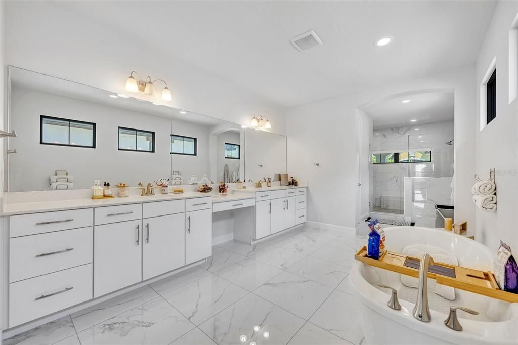 For Rent: $7,500 (5 beds, 4 baths, 4198 Square Feet)