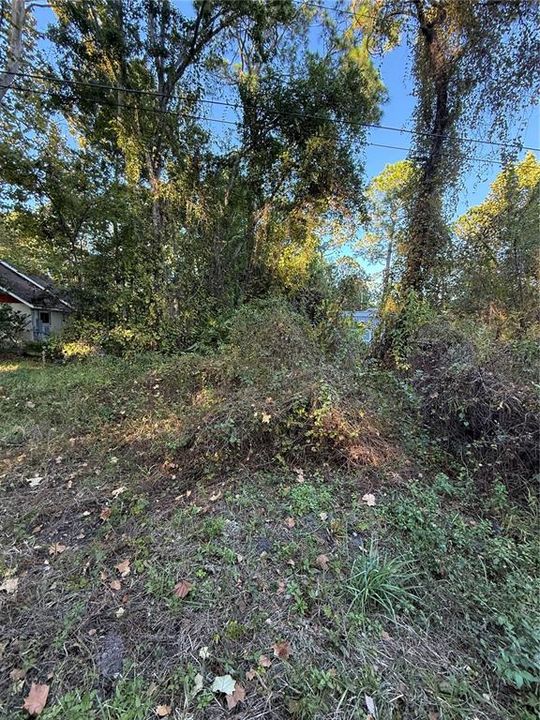 На продажу: $15,000 (0.11 acres)