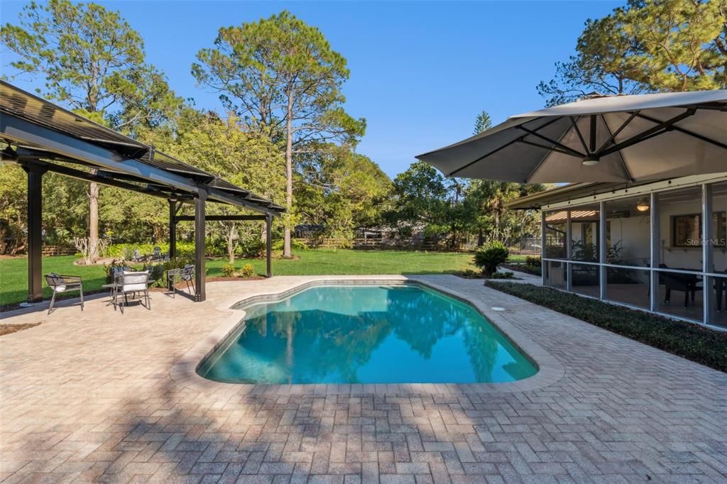 For Sale: $990,000 (5 beds, 3 baths, 3044 Square Feet)