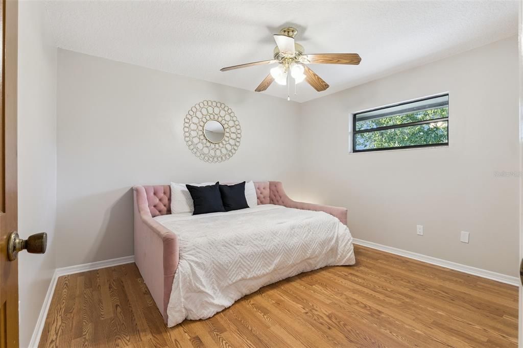 For Sale: $990,000 (5 beds, 3 baths, 3044 Square Feet)