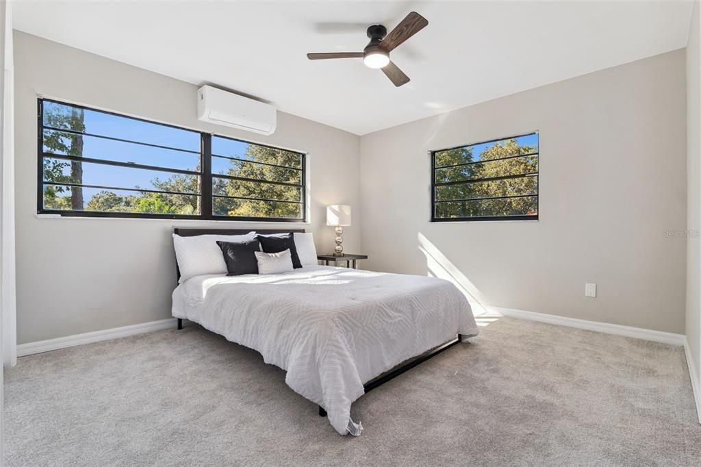 For Sale: $990,000 (5 beds, 3 baths, 3044 Square Feet)