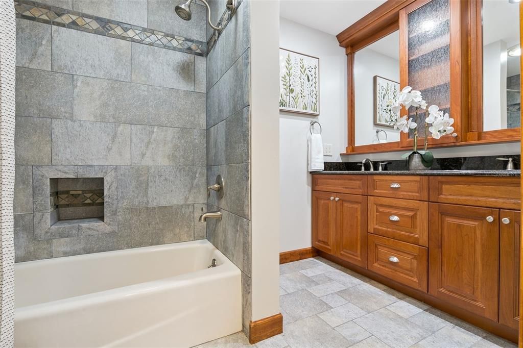 For Sale: $990,000 (5 beds, 3 baths, 3044 Square Feet)