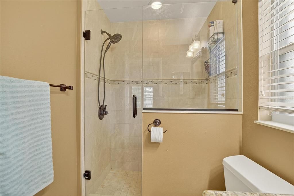 На продажу: $449,900 (3 спален, 2 ванн, 1575 Квадратных фут)