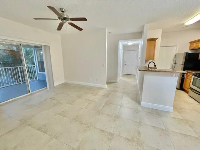 For Rent: $1,695 (2 beds, 2 baths, 954 Square Feet)