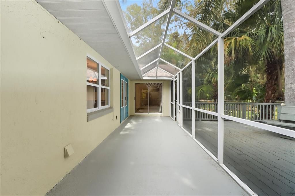 For Sale: $360,000 (3 beds, 2 baths, 1868 Square Feet)