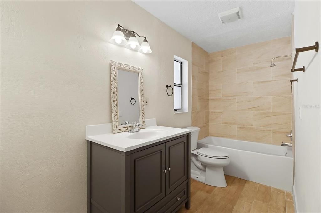 For Sale: $360,000 (3 beds, 2 baths, 1868 Square Feet)