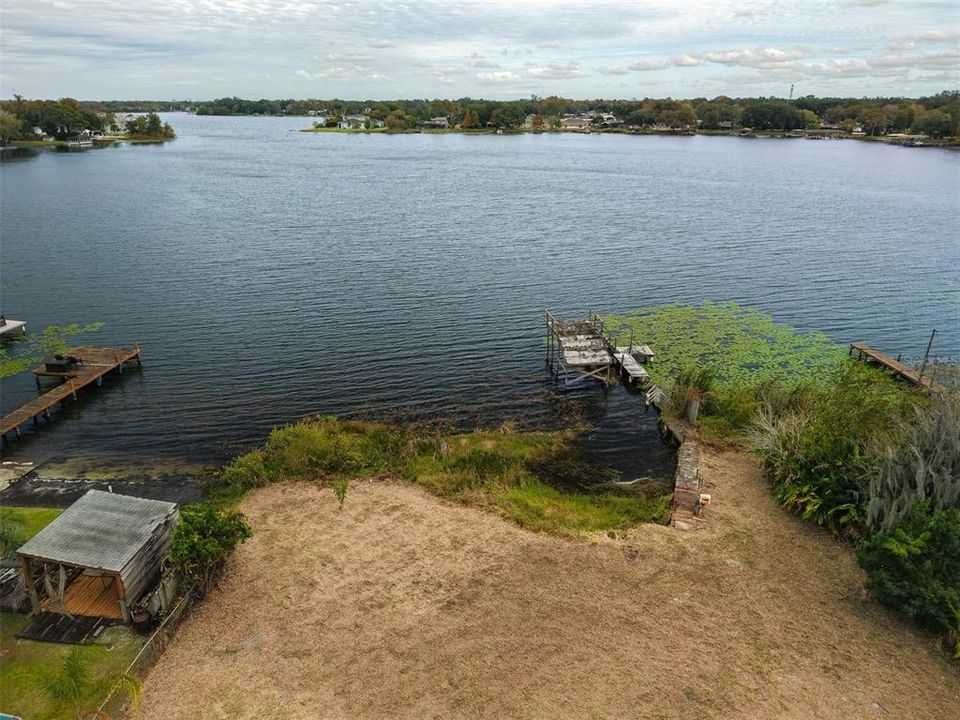 На продажу: $299,900 (1.23 acres)