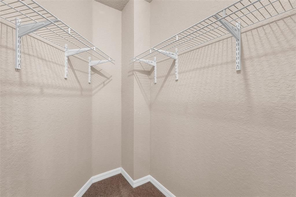 待售: $259,900 (3 贝兹, 2 浴室, 1437 平方英尺)