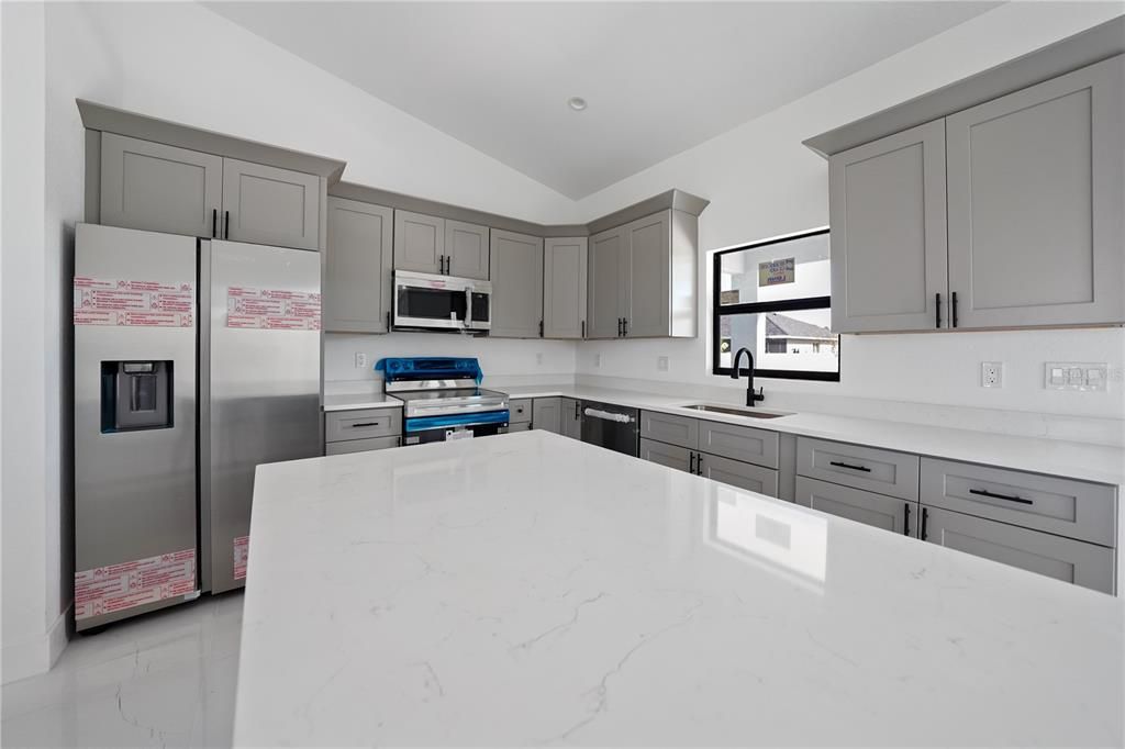 For Sale: $498,000 (4 beds, 2 baths, 1658 Square Feet)