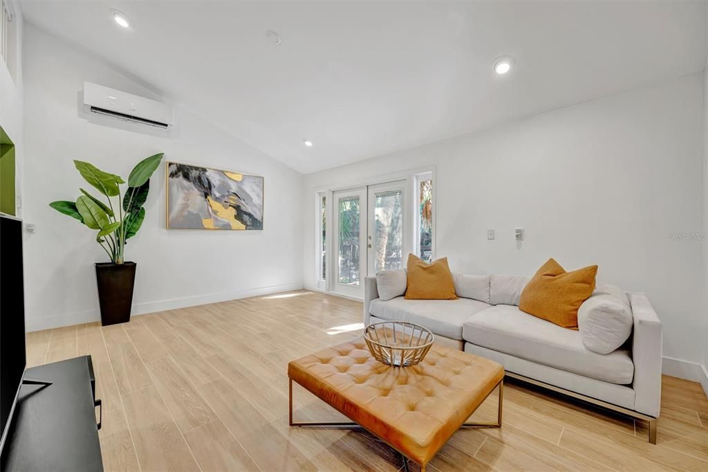 For Sale: $1,197,000 (4 beds, 3 baths, 2770 Square Feet)