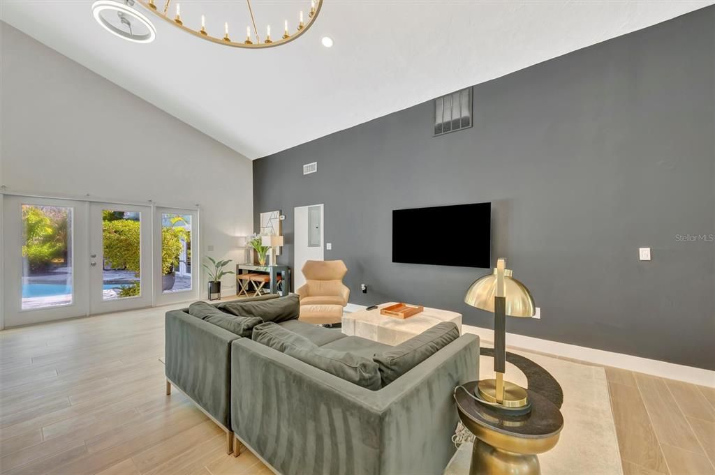 For Sale: $1,197,000 (4 beds, 3 baths, 2770 Square Feet)