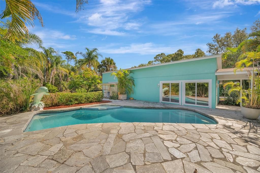 For Sale: $1,197,000 (4 beds, 3 baths, 2770 Square Feet)