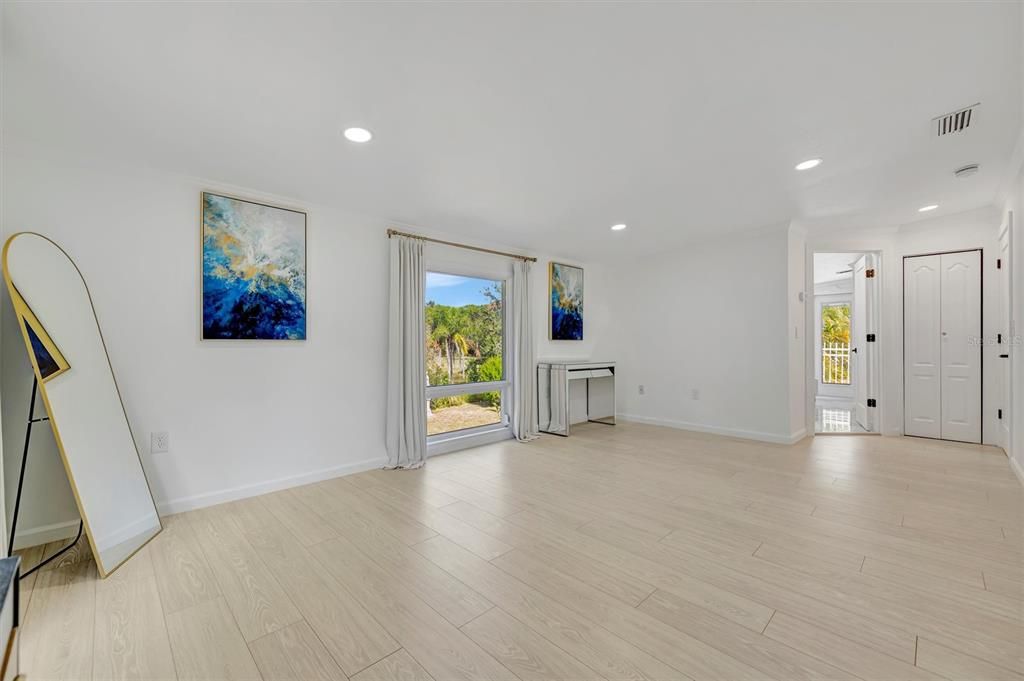 For Sale: $1,197,000 (4 beds, 3 baths, 2770 Square Feet)