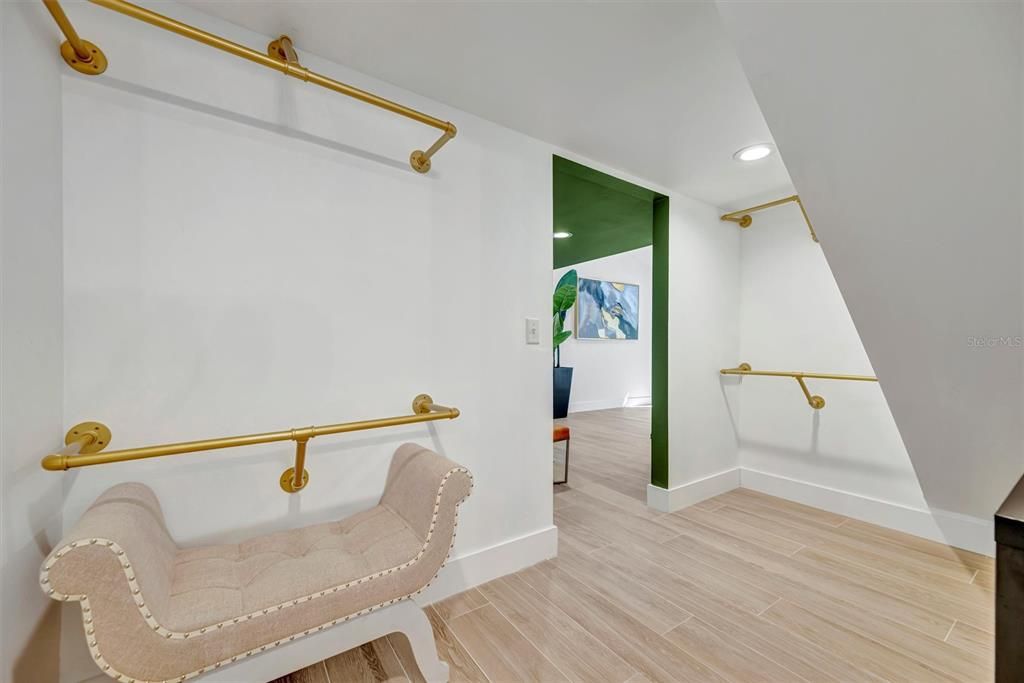 For Sale: $1,197,000 (4 beds, 3 baths, 2770 Square Feet)