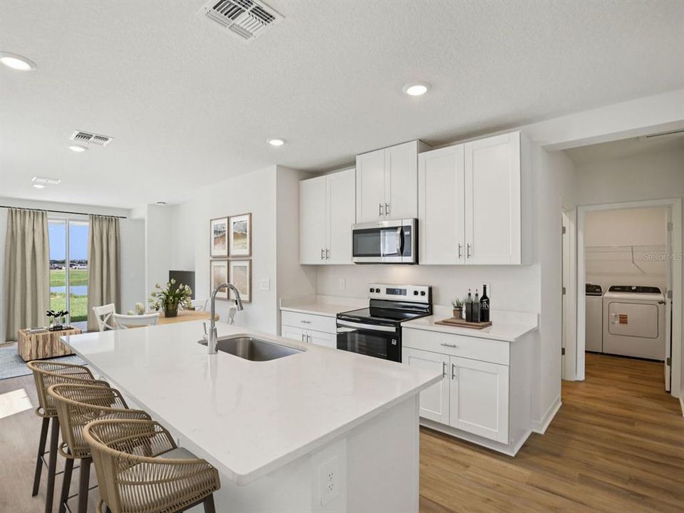 На продажу: $278,980 (3 спален, 2 ванн, 1269 Квадратных фут)