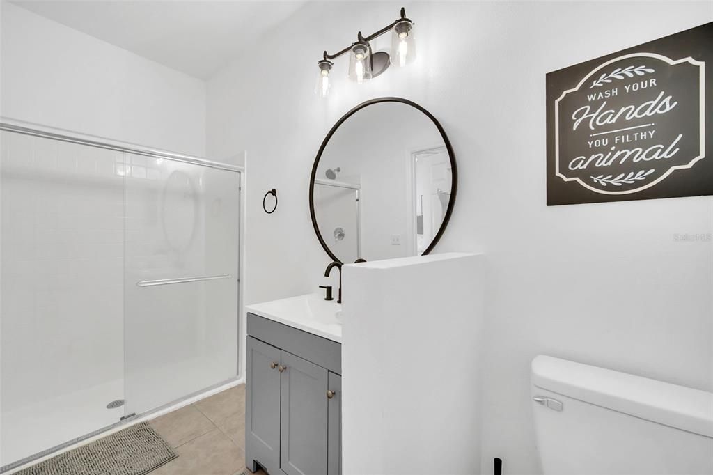 En Venta: $295,000 (3 camas, 3 baños, 1494 Pies cuadrados)