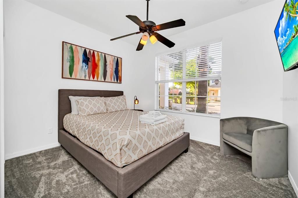 En Venta: $295,000 (3 camas, 3 baños, 1494 Pies cuadrados)