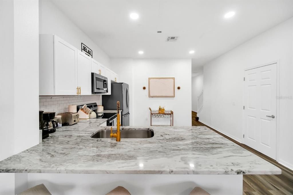 En Venta: $295,000 (3 camas, 3 baños, 1494 Pies cuadrados)