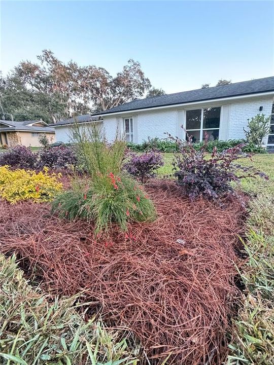 For Sale: $699,000 (4 beds, 2 baths, 2536 Square Feet)