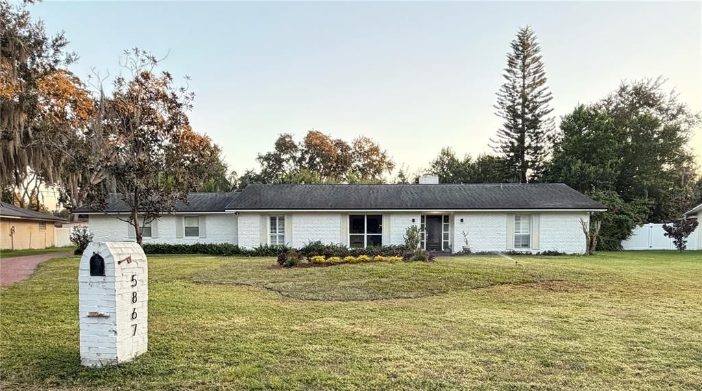 For Sale: $699,000 (4 beds, 2 baths, 2536 Square Feet)