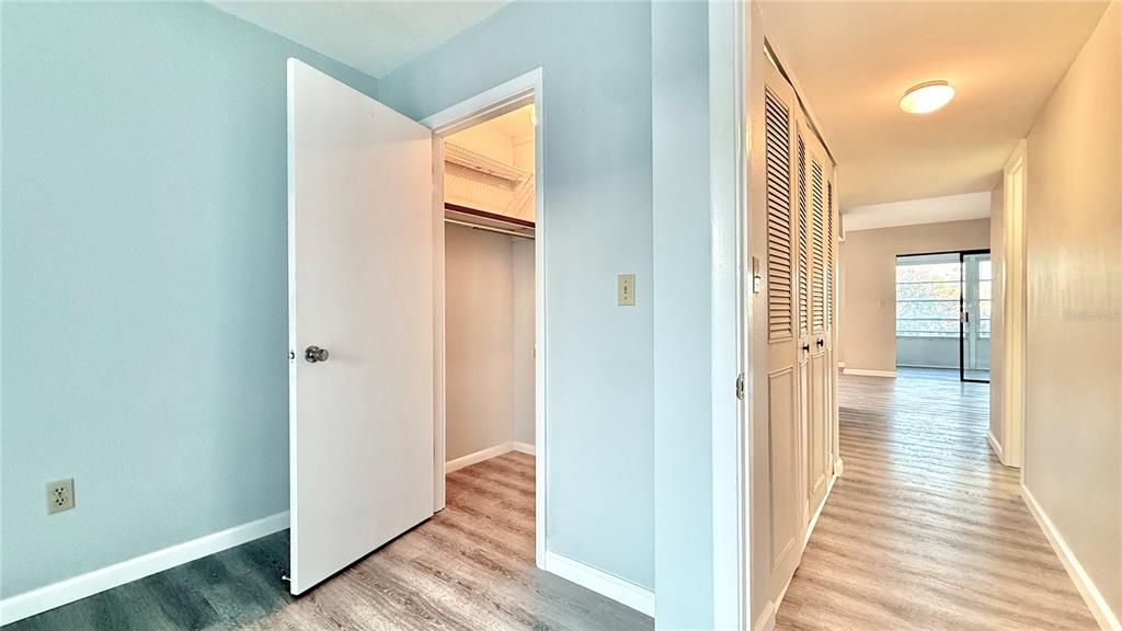 For Rent: $1,400 (2 beds, 2 baths, 1017 Square Feet)