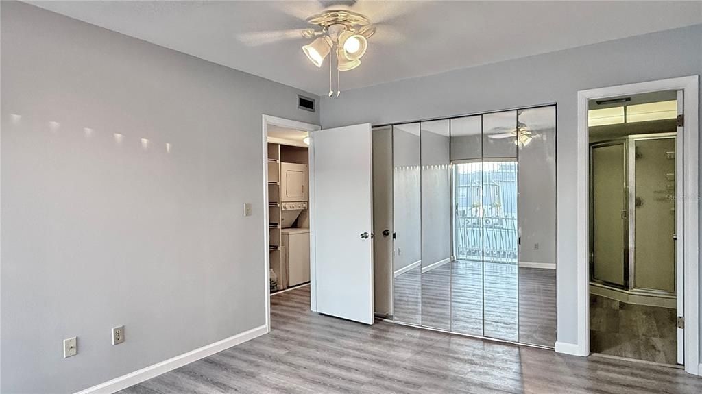 For Rent: $1,400 (2 beds, 2 baths, 1017 Square Feet)