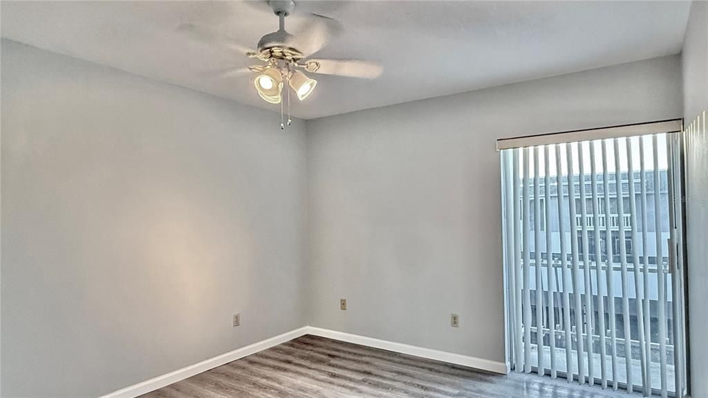 For Rent: $1,400 (2 beds, 2 baths, 1017 Square Feet)