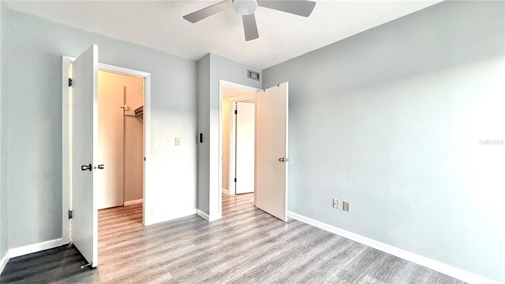 For Rent: $1,400 (2 beds, 2 baths, 1017 Square Feet)