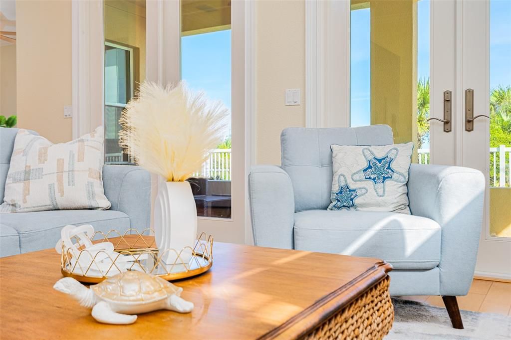 待售: $1,699,000 (5 贝兹, 4 浴室, 4472 平方英尺)