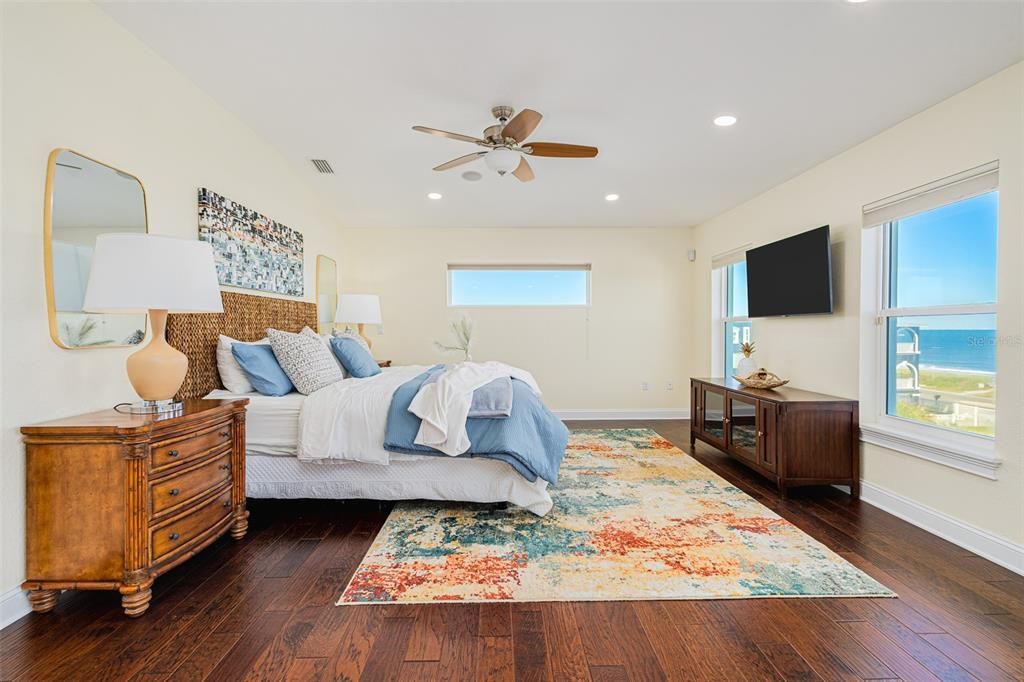 待售: $1,699,000 (5 贝兹, 4 浴室, 4472 平方英尺)