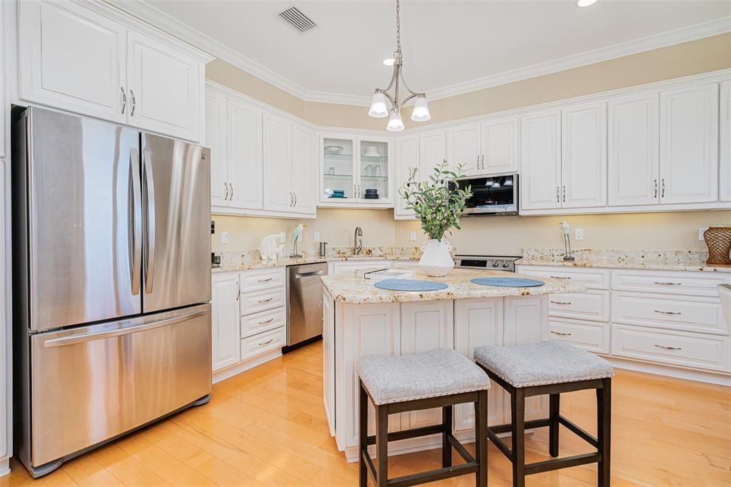 待售: $1,699,000 (5 贝兹, 4 浴室, 4472 平方英尺)